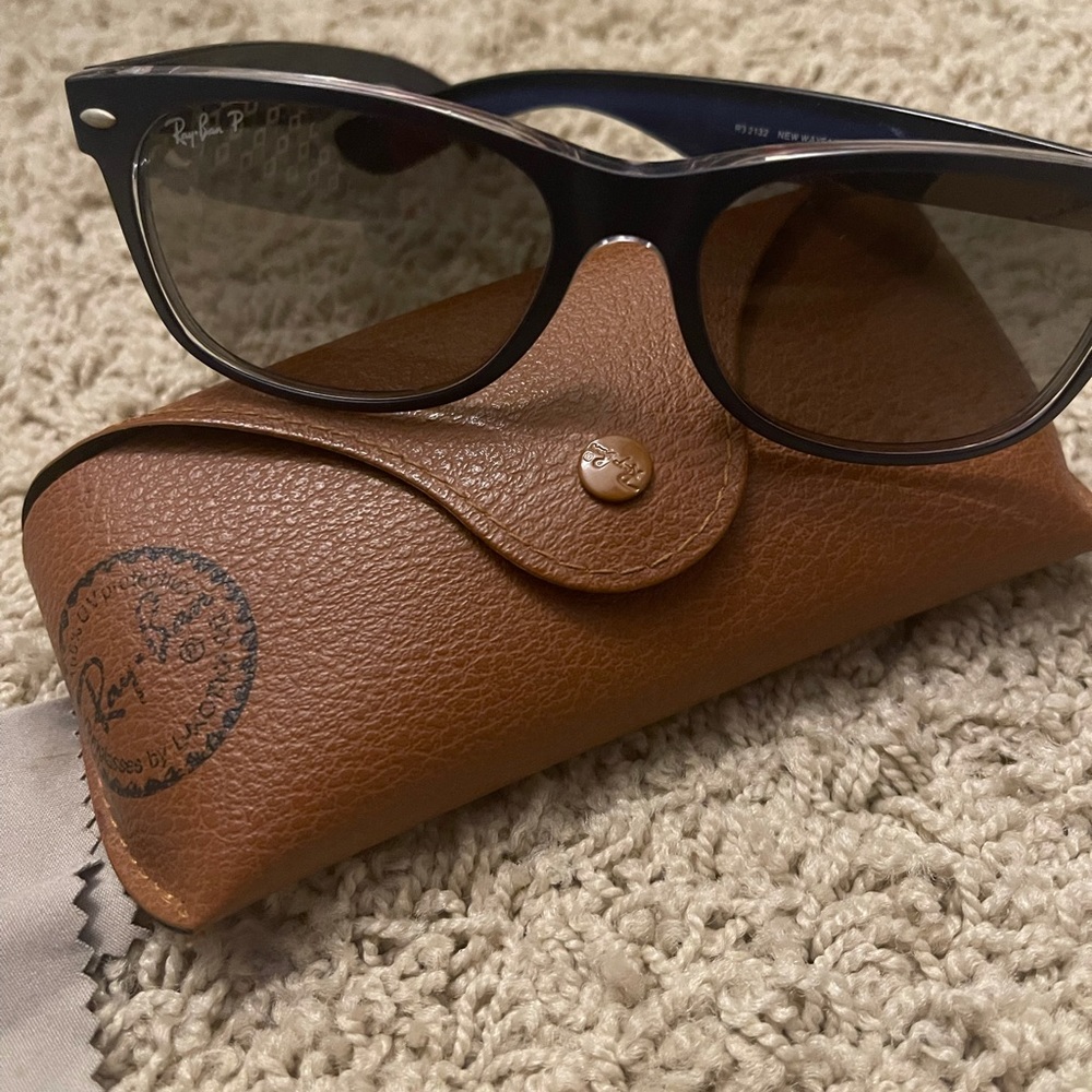 Navy Blue Ray Ban P Wayfarer! FINAL PRICE